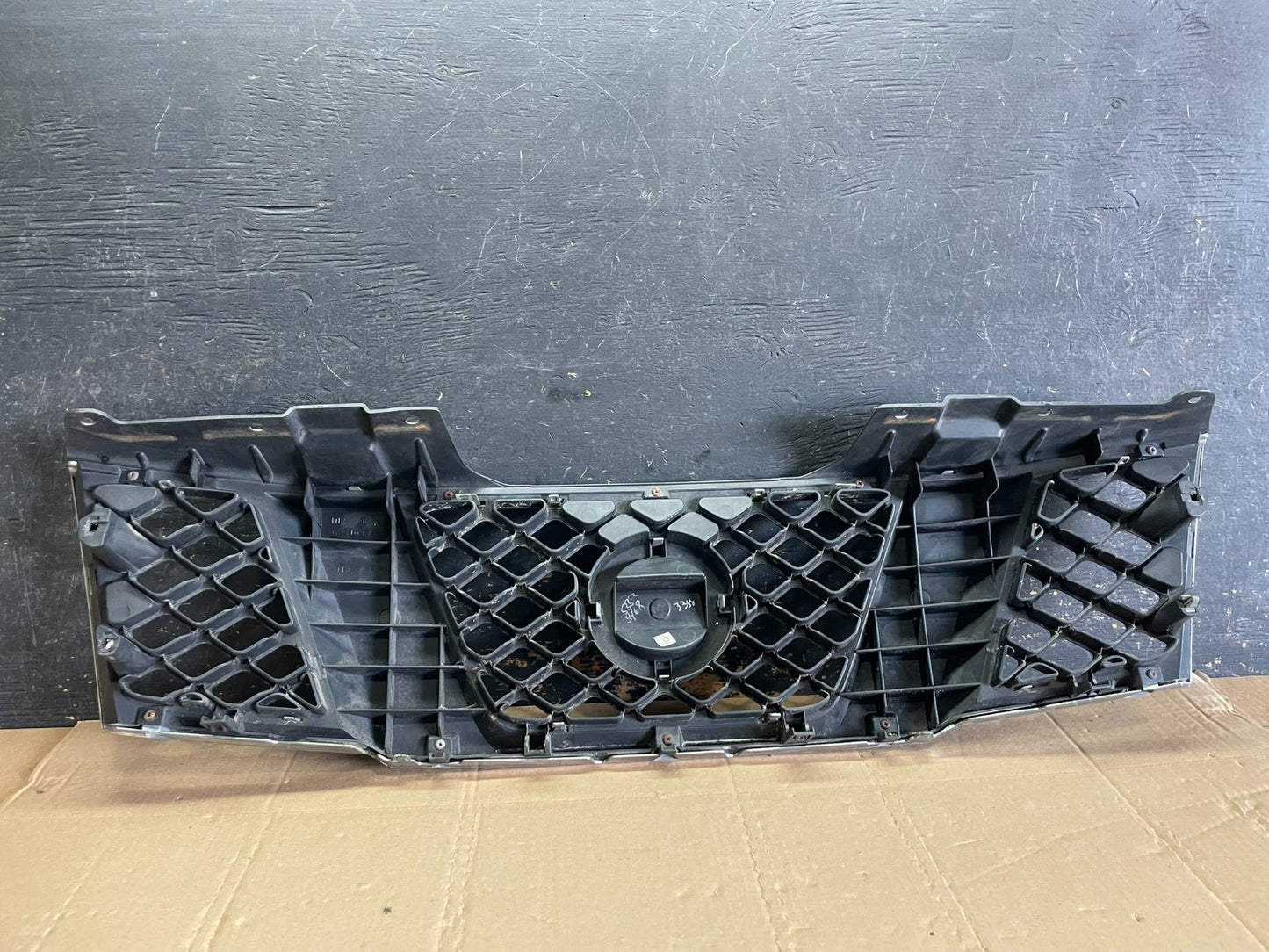 2005 2006 2007 Nissan Pathfinder Chrome Front Upper Grill Grille OEM AA8813 DG3