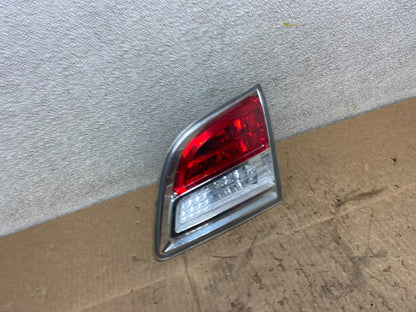 2007 2008 2009 Mazda Cx-9 Right Passenger Rh Side Inner Tail Light Oem Y9167 DW2