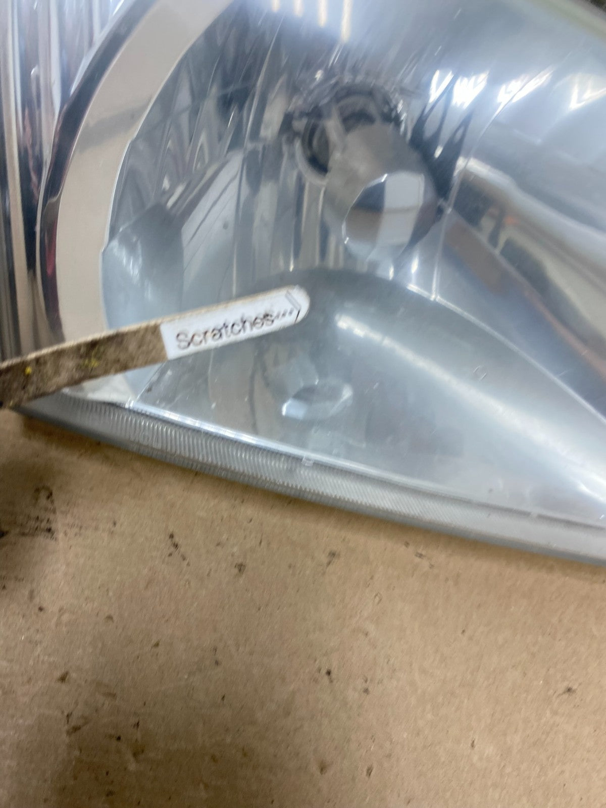 2001 2002 2003 Toyota Sienna Left+Right Side Set Headlights Halogen AF4581 DW4