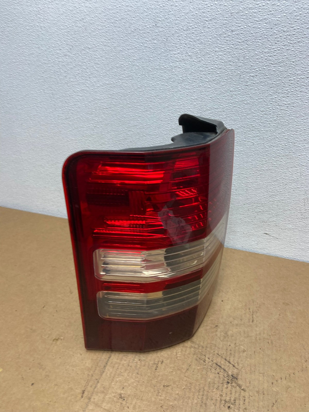 2008 to 2012 Jeep Liberty Left Driver Side Lh Tail Light AC3117 LK2