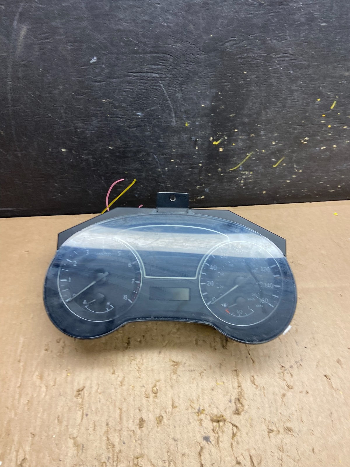 2013 Nissan Pathfinder Speedometer Cluster Gauge OEM  t6359 DG0