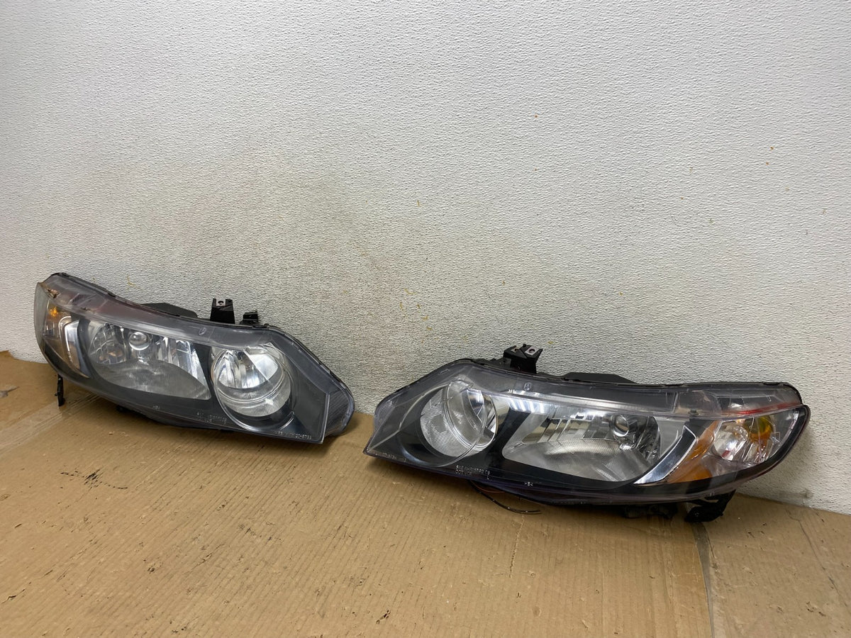 2009 2010 2011 Honda Civic Sedan Left+Right Headlights Halogen TYC AH3082 DW2