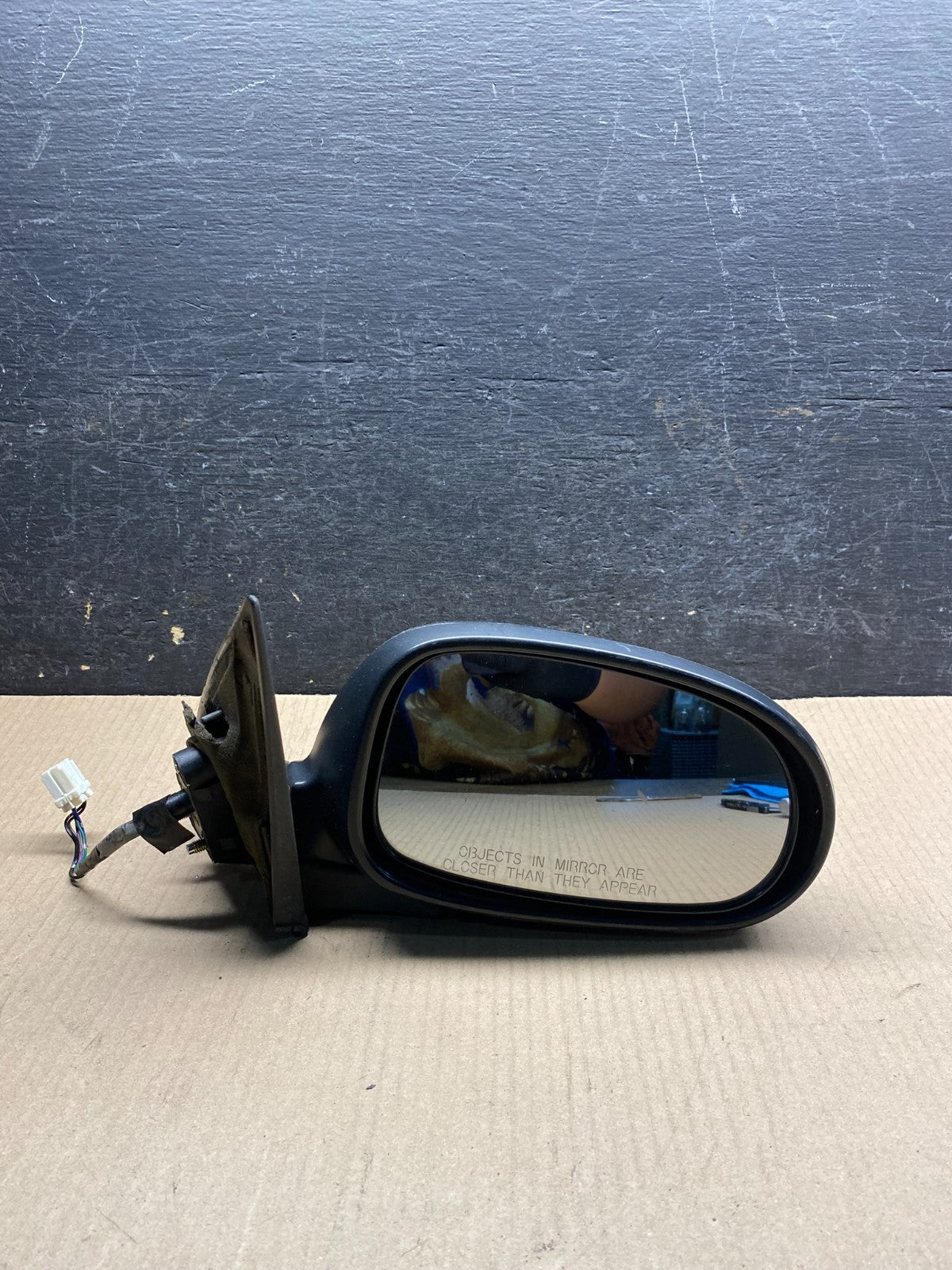 2000 to 2004 Infiniti i30 i35 Front Right Passenger View Door Mirror AI7113 DG9