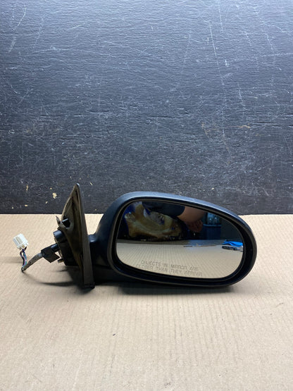 2000 to 2004 Infiniti i30 i35 Front Right Passenger View Door Mirror AI7113 DG9