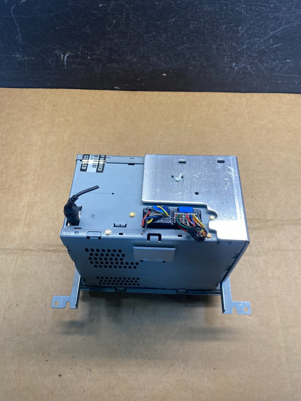 2007 to 2009 Hyundai Santa Fe AM/FM Radio CD Player AD7332 DG5