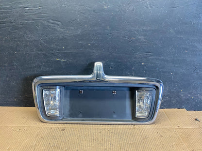2003- 2006 Lincoln LS Rear Finish Panel Trunk Panel Chrome T6849 DG0