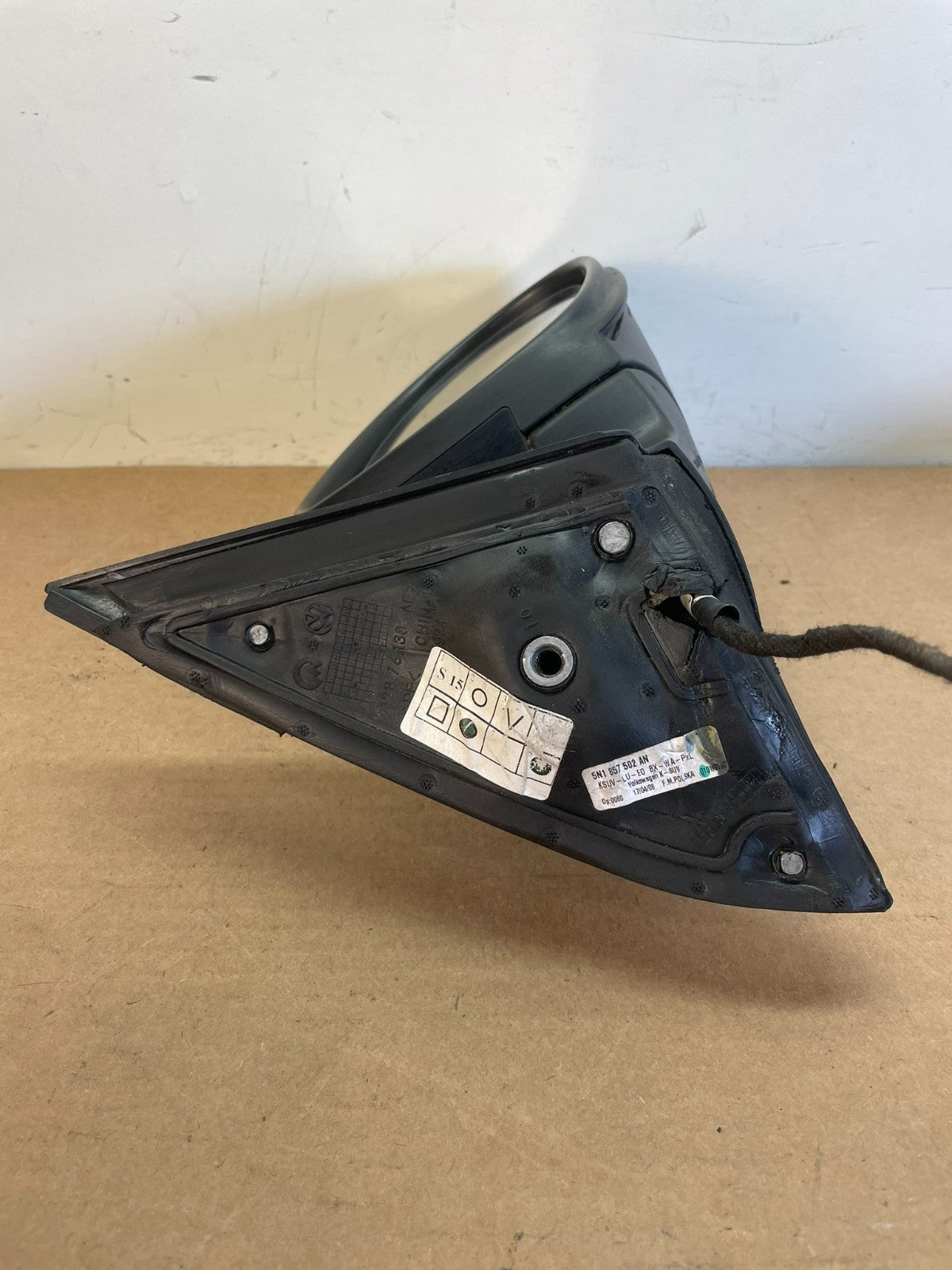 2009 to 2018 Volkswagen Tiguan Right Passenger View Door Mirror AF8660 DG4