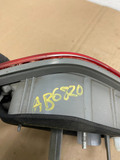 2007-2009 Toyota Camry Hybrid Right Passenger Side Inner Tail Light Oem AB68206