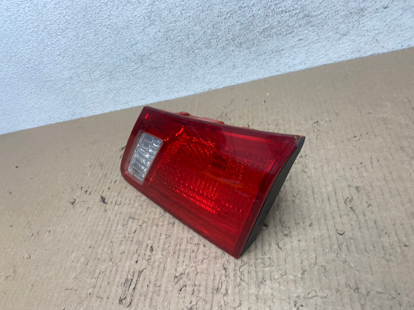 2007 2008 2009 Lexus Es350 Right Passenger RH Inner Tail Light AF7040 LK1