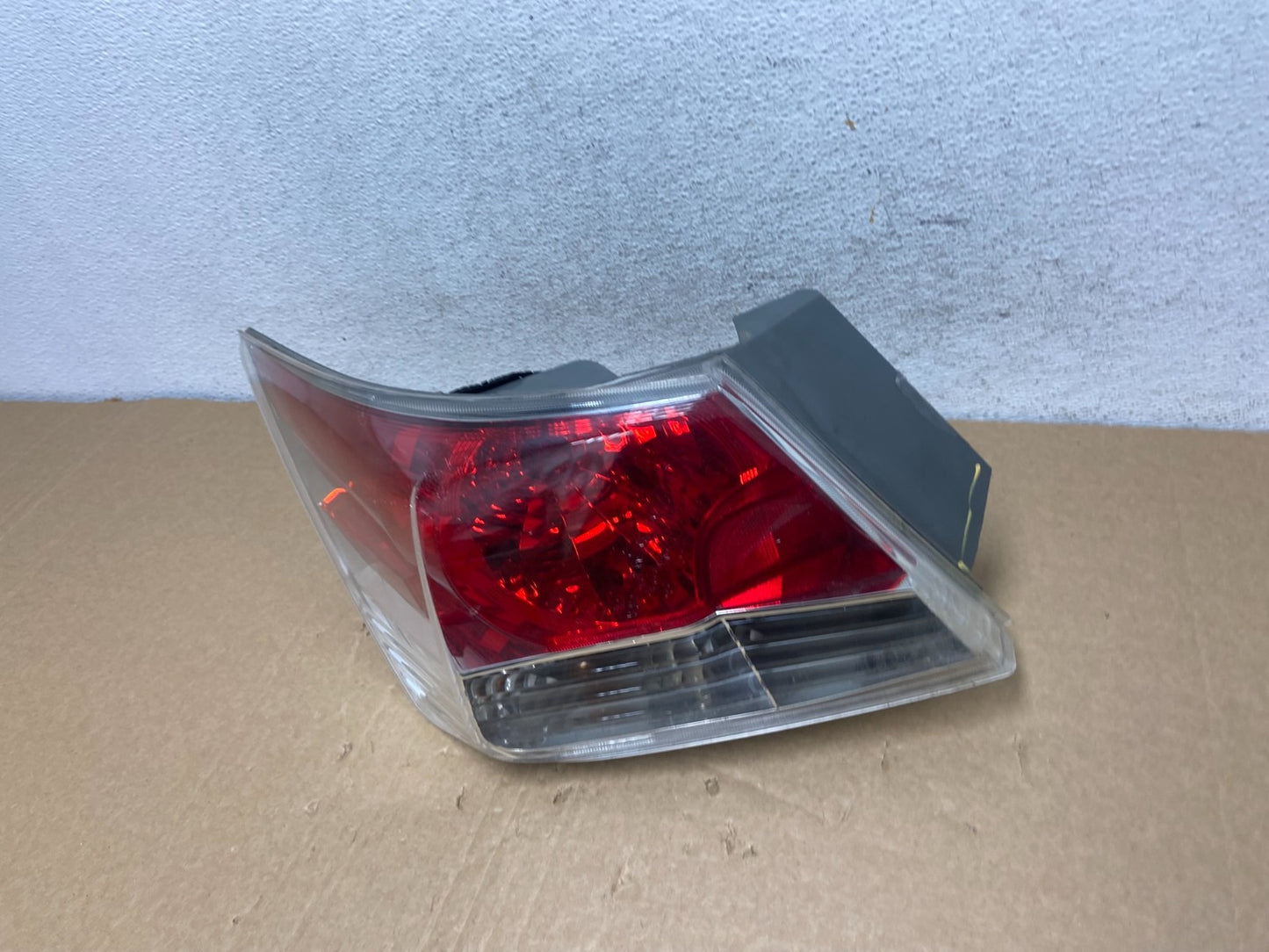 2008 to 2012 Honda Accord Sedan Tail light Left Driver LH Side AF7301 DW1