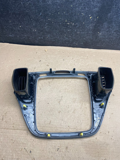 2001-2007 Toyota Highlander Radio Climate Dash Trim Bezel Air Vent AH5364 DG5