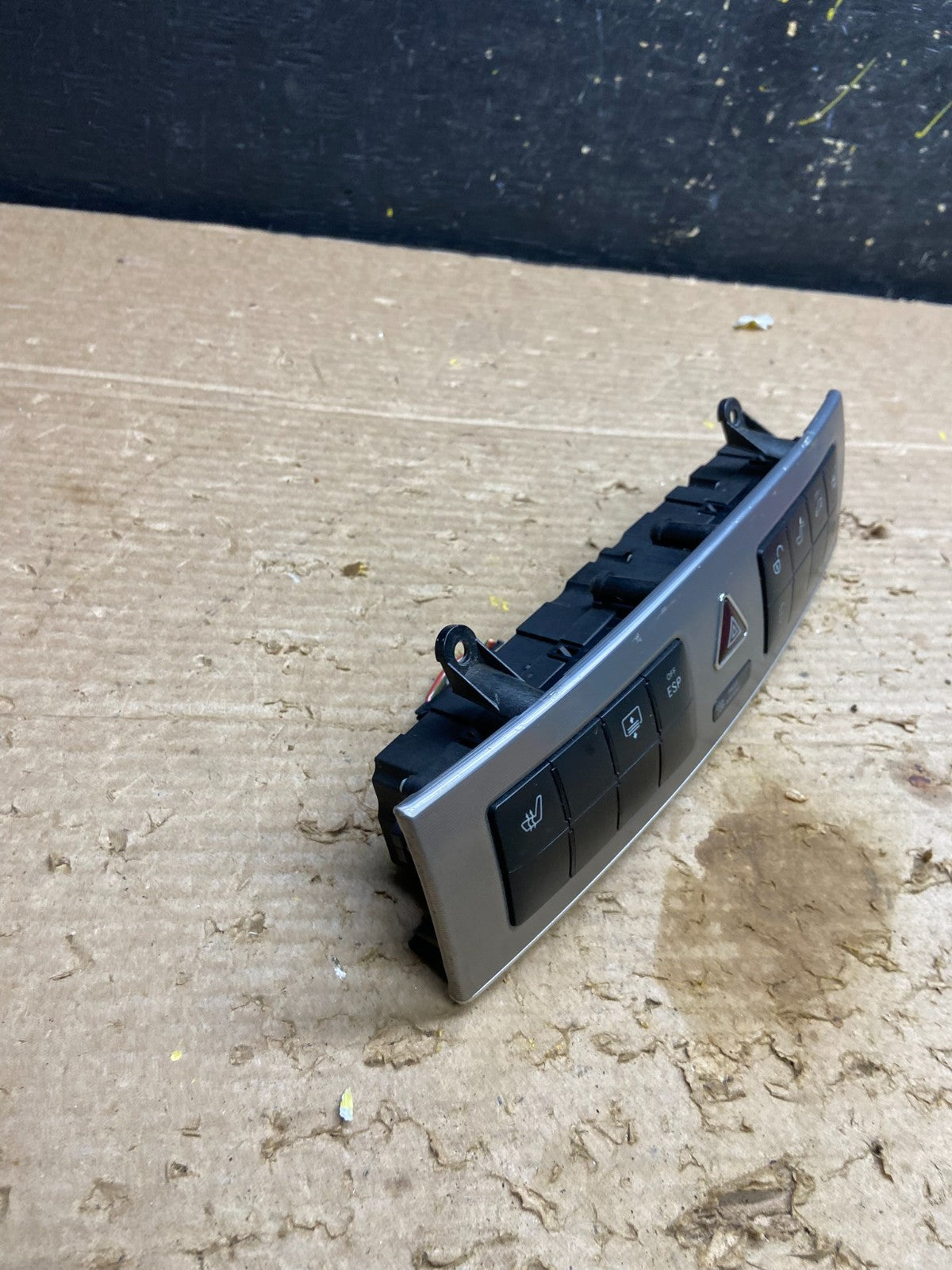 2005 - 2007 Mercedes C230 C240 Center Console Switch Control Unit W3173 DG2