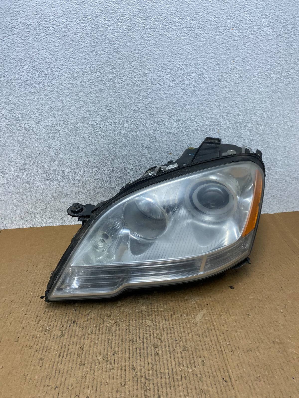 Halogen 2009-2011 Mercedes-Benz ML Class Left Driver LH Headlight AE2658 DW0