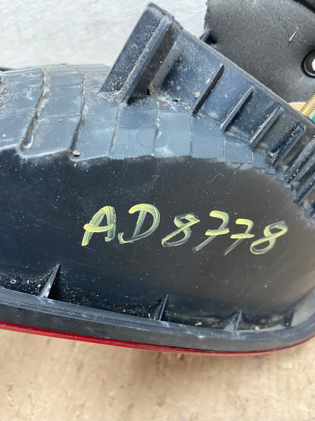 2002 2003 2004 Toyota Camry Left Driver LH Side Tail Light AD8778 LK5