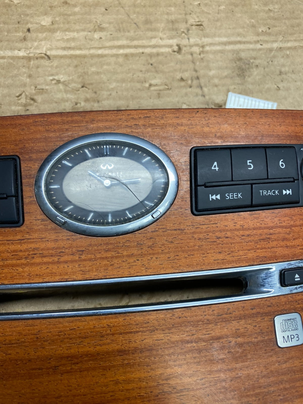 2006 to 2007 Infiniti M35 M45 Radio Audio Control Panel W9674 DG2