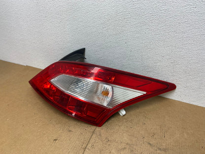 2009 2010 2011 Nissan Maxima Right Passenger RH Side Tail light OEM AC3609 LK1