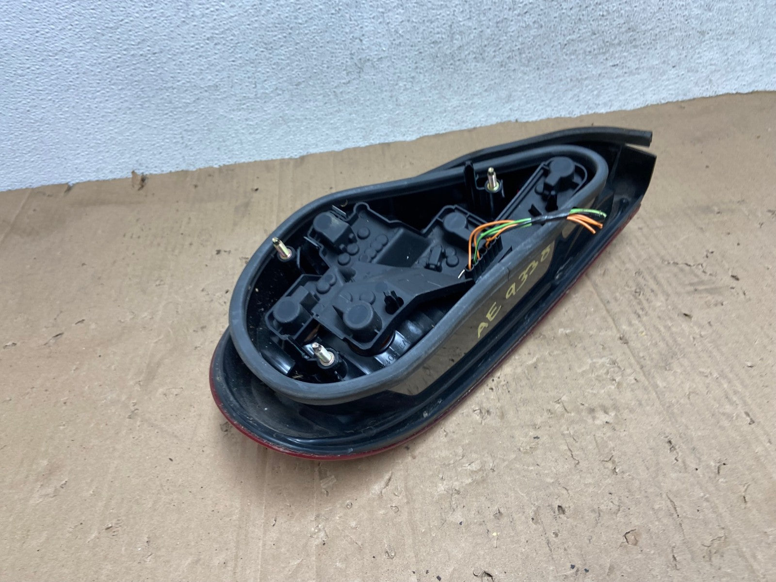 2001 to 2008 Jaguar X-Type Right Passenger RH Side Tail Light AE9338 LK5