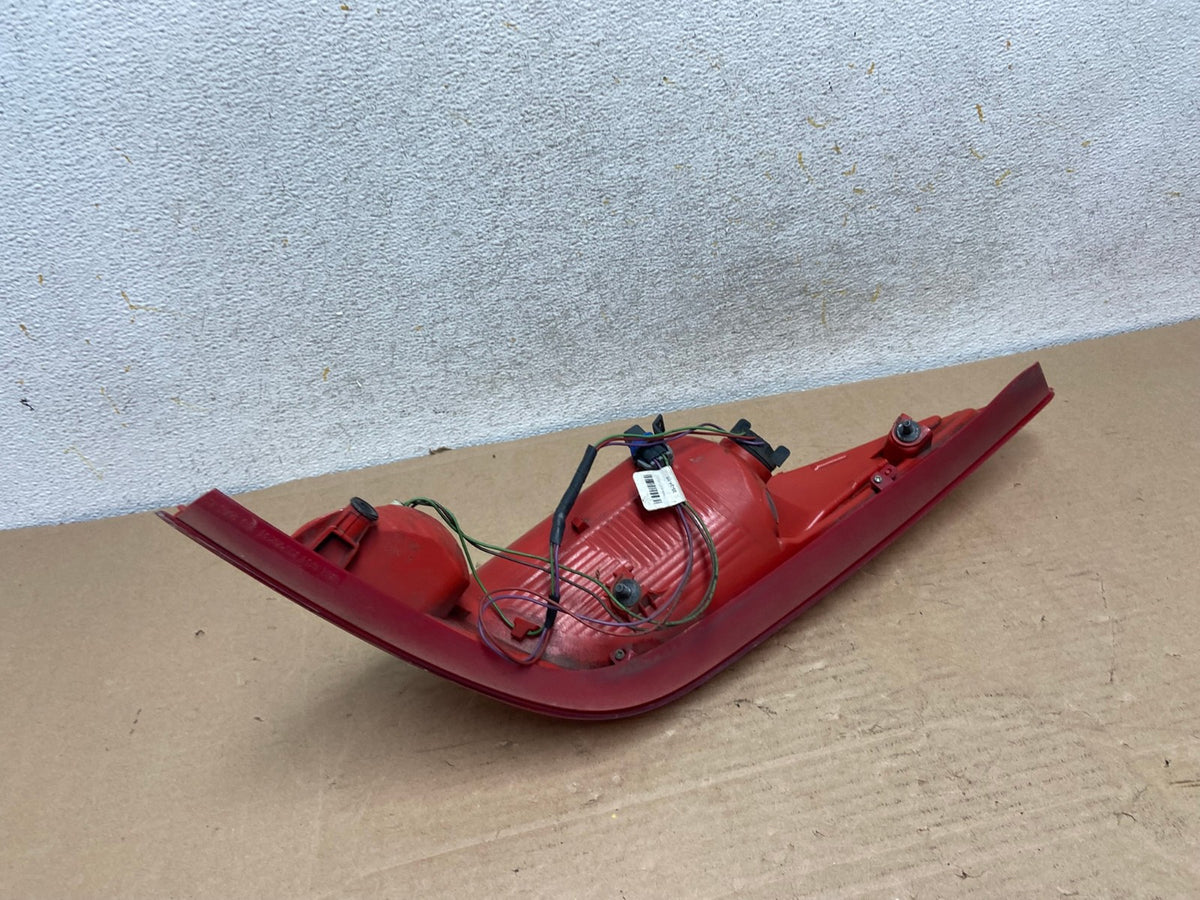 2006 - 2009 Pontiac G6 Coupe Right Passenger RH Side Tail Light AH9455 LK4