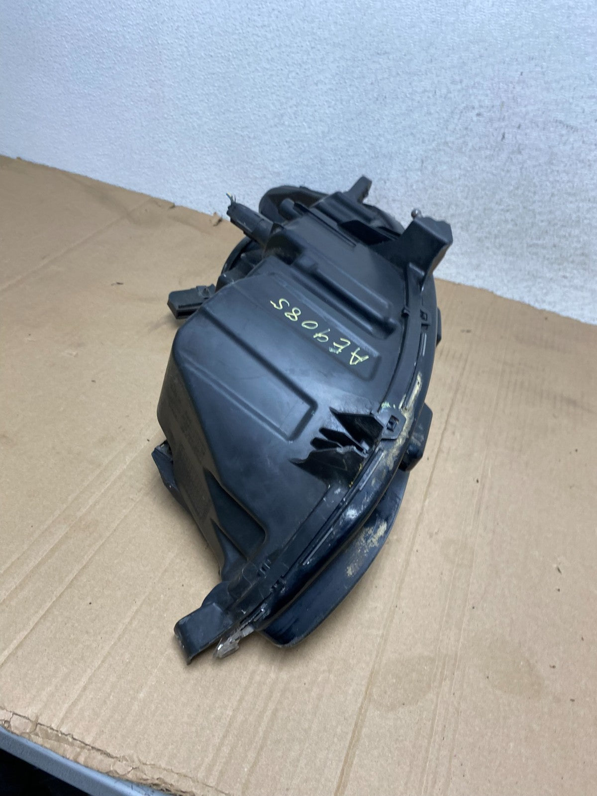 2013 to 2016 Ford Fusion Right Passenger Rh Side Headlight AE9085 DW6