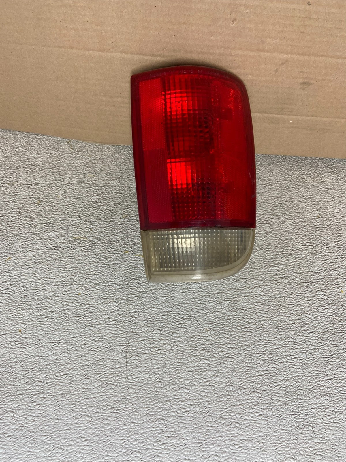 1995 to 2005 Chevrolet GMC Blazer S10 Right Passenger RH Tail Light  AA8646 LK0