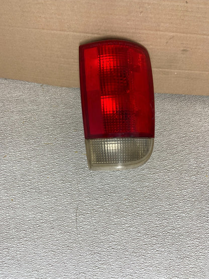 1995 to 2005 Chevrolet GMC Blazer S10 Right Passenger RH Tail Light  AA8646 LK0