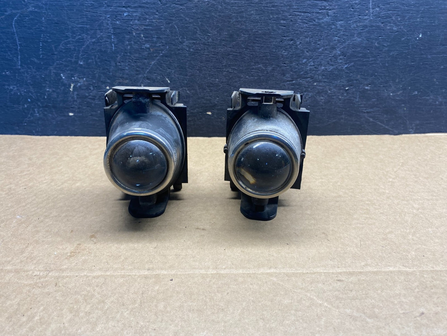 2006-2010 Ford Fusion Front Bumper Left+Right Set Fog Light Bezel Trim af7598 DG0