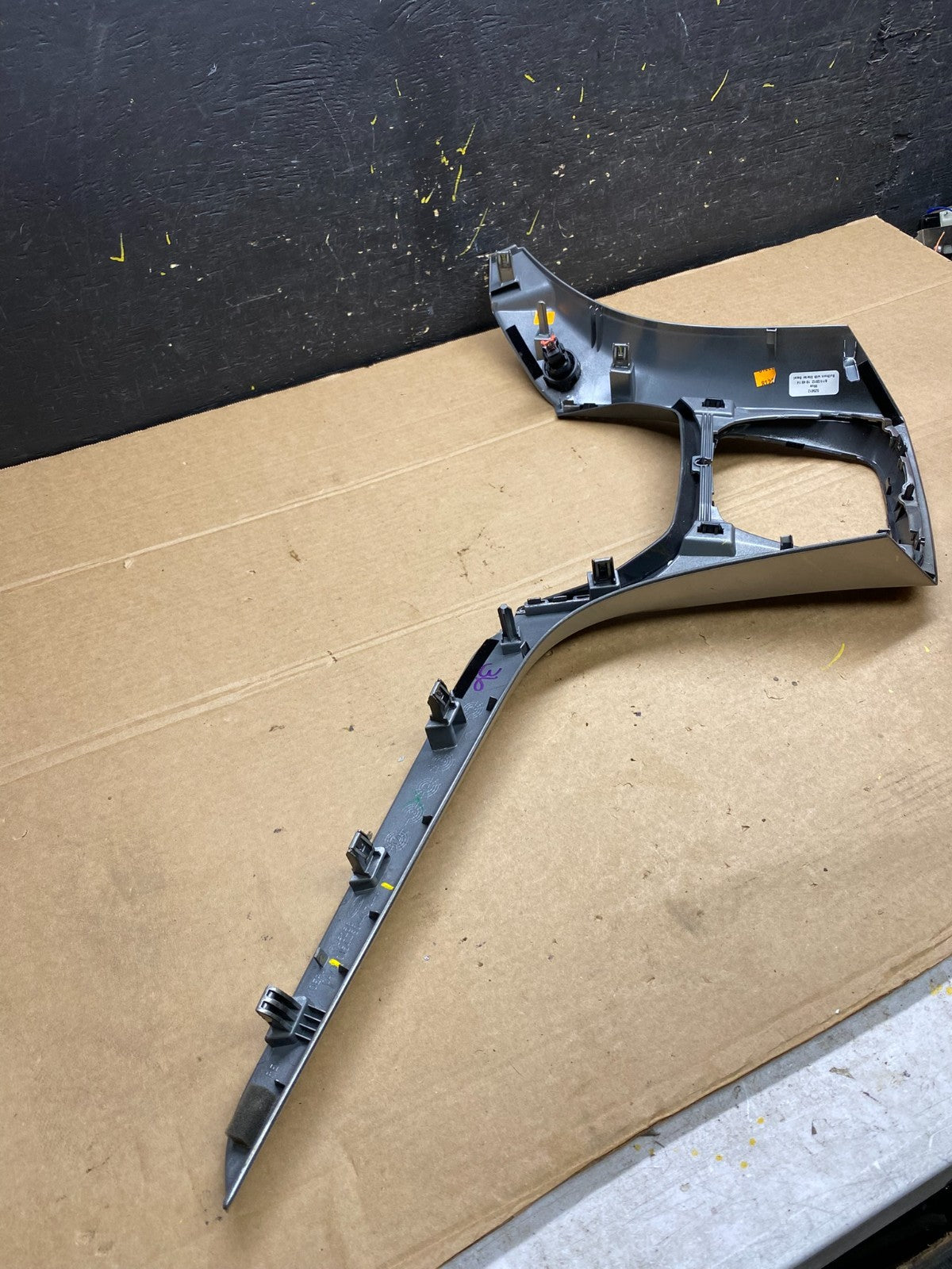 2013 - 2016 Ford Escape Center Dash Radio Gear Shifter Panel Bezel Trim w6478 DG5