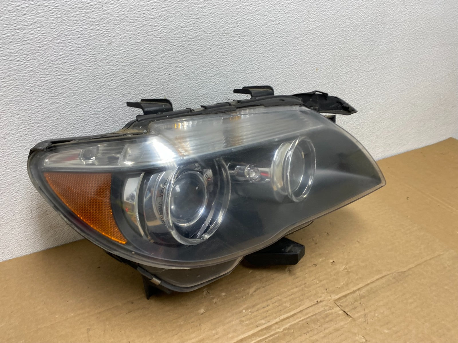 2006-2008 BMW 7 Series 750i Xenon Hid Afs Right Passenger Headlight AD38522