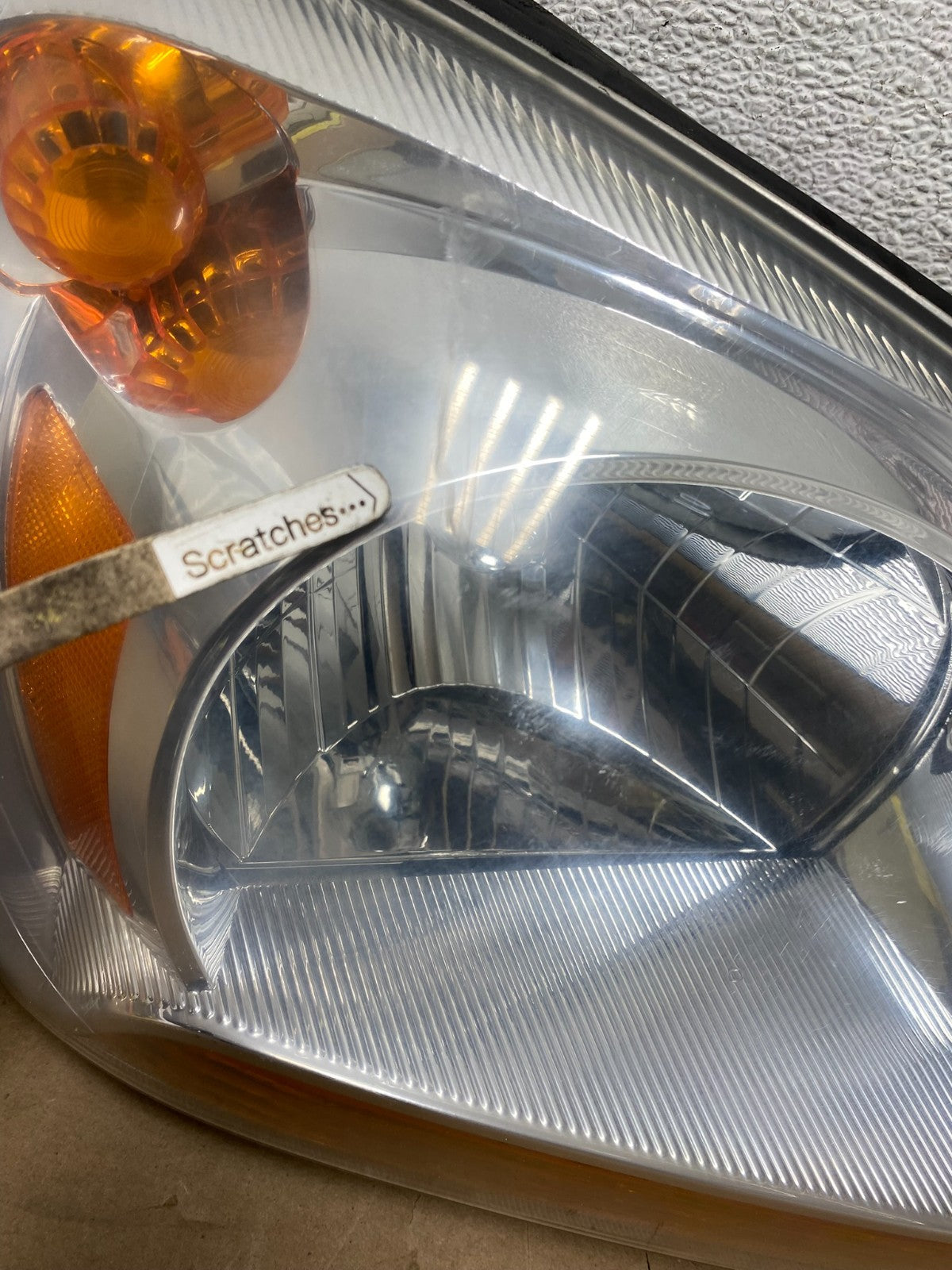 2005 to 2006 Kia Sportage Right Passenger RH Halogen Headlight DEPO AG3328 DW3