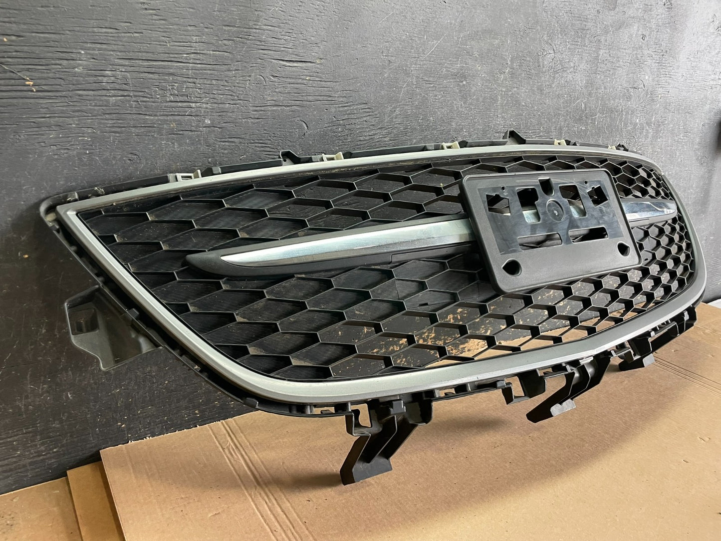 2010 to 2012 Mazda CX9 CX-9 Front Lower Grill Grille Emblem Aftermarket Z8564 DG2