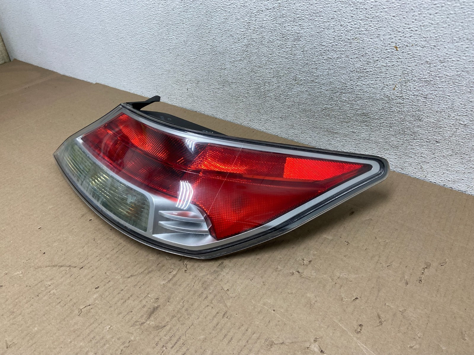 2009 2010 2011 Acura TL Right Passenger Rh Side Tail Light AG5913 DW1