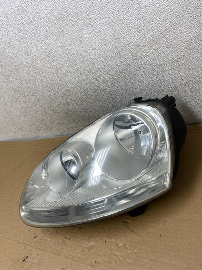 2005 to 2010 Volkswagen Jetta Left Driver LH Side Headlight Halogen AH8270 DW2