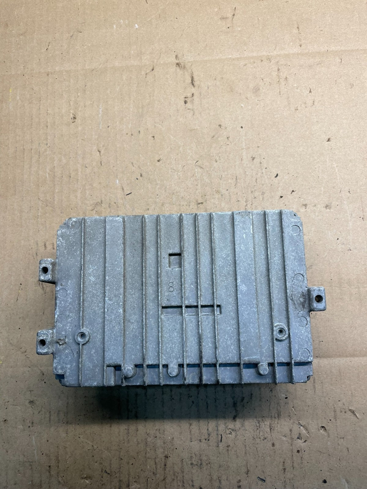 2001 Dodge Durango 4.7L  Engine Computer Module ECU PCM W6722 DG2