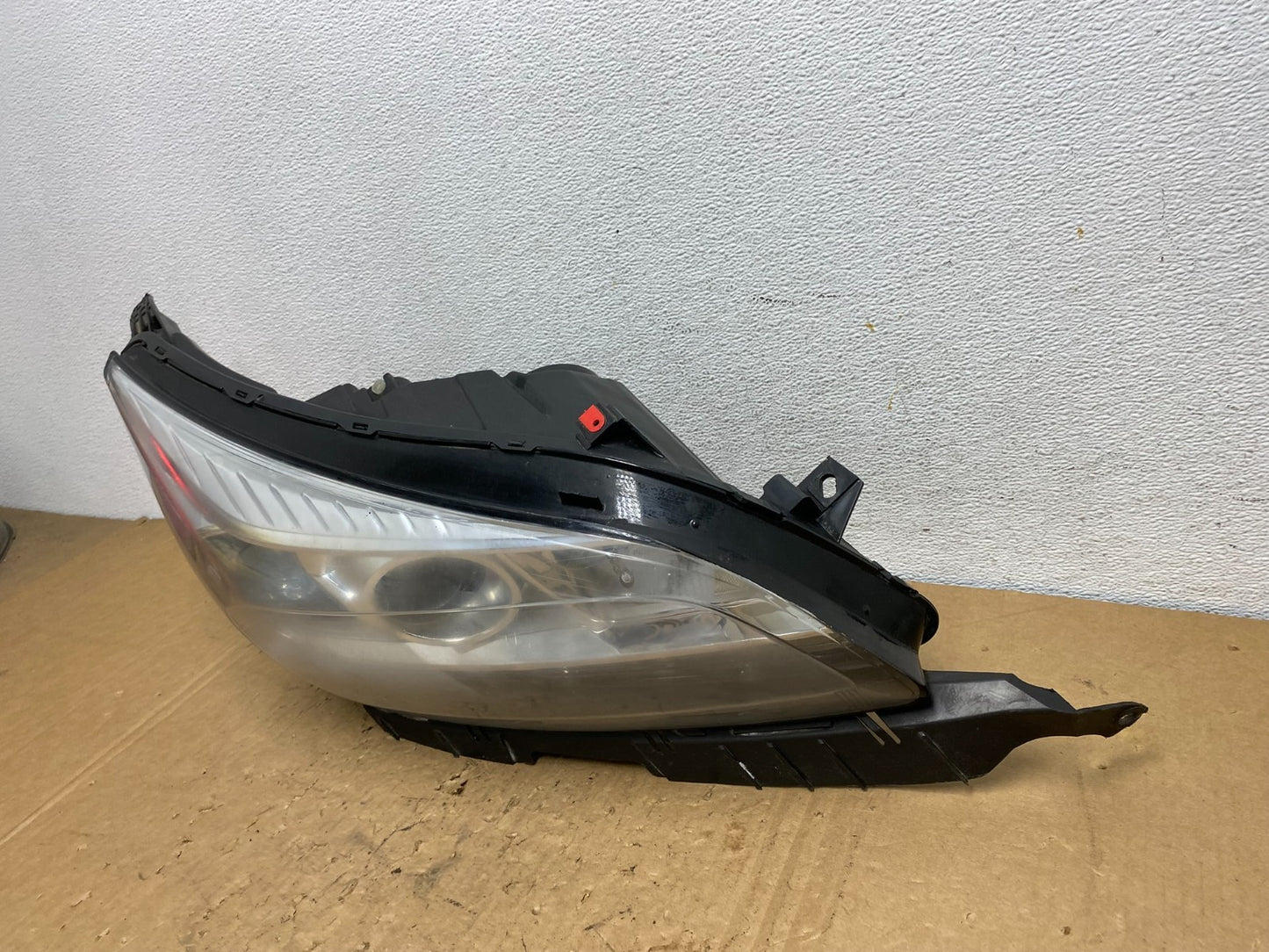 2013 - 2015 Chevrolet Malibu Projector Headlight Right Passenger AD3763 DW1