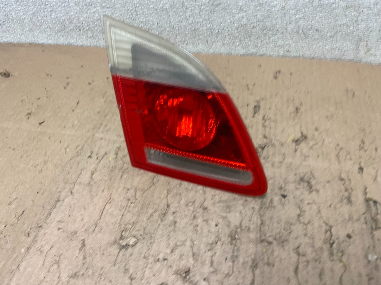 2006 - 2007 BMW 5 530i E61 Touring Left Driver LH Inner Tail Light Oem Y4863 DW1