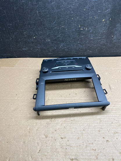 2013 - 2015 Ford Fusion Radio Climate Control A/C Control AG6402 DG2