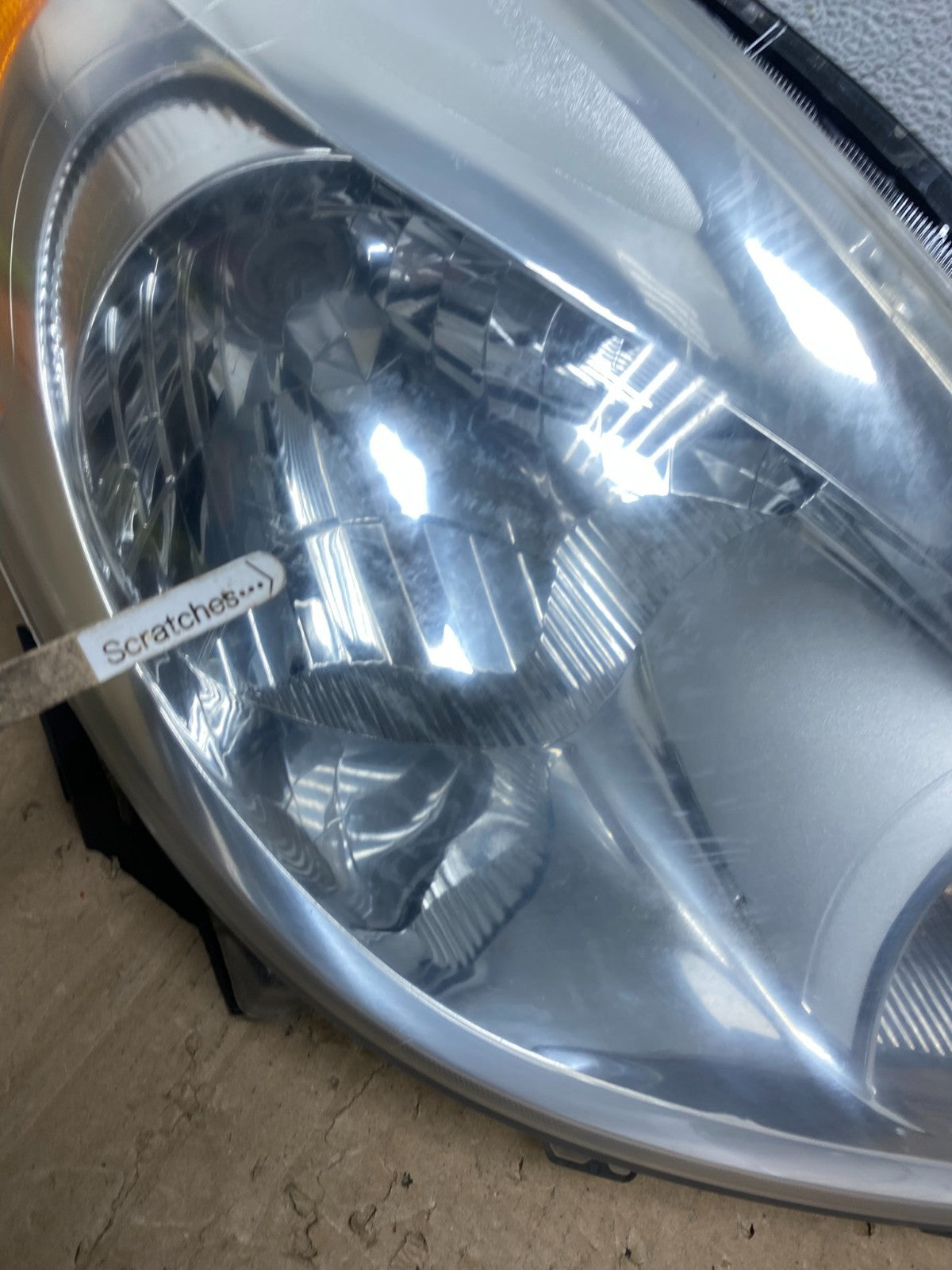 2012 2013 2014 Nissan Versa Sedan Headlight Right Passenger Rh AE9221 DW3
