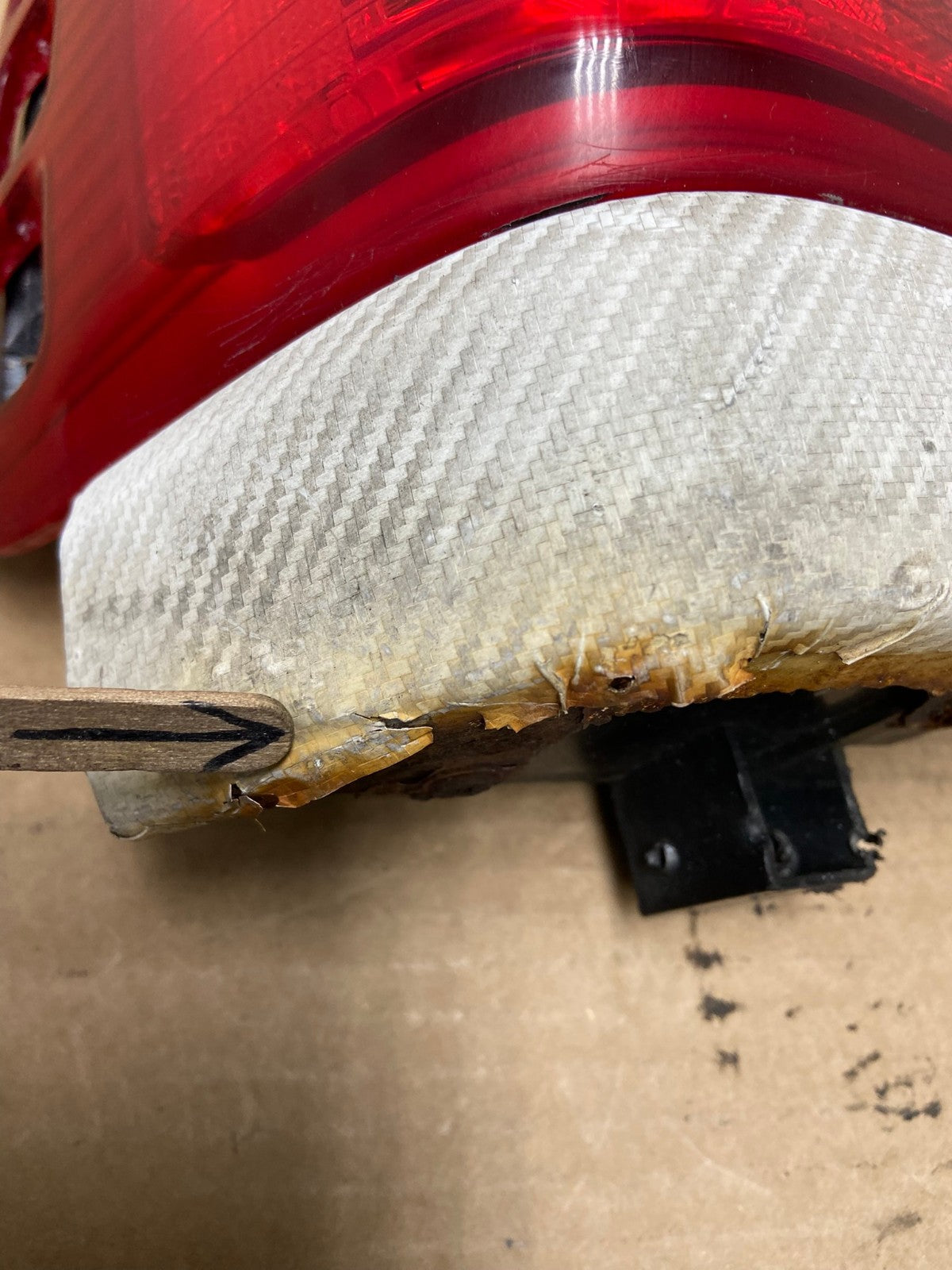 2000 to 2004 Isuzu Rodeo Left Side Tail Light AH7856 LK5