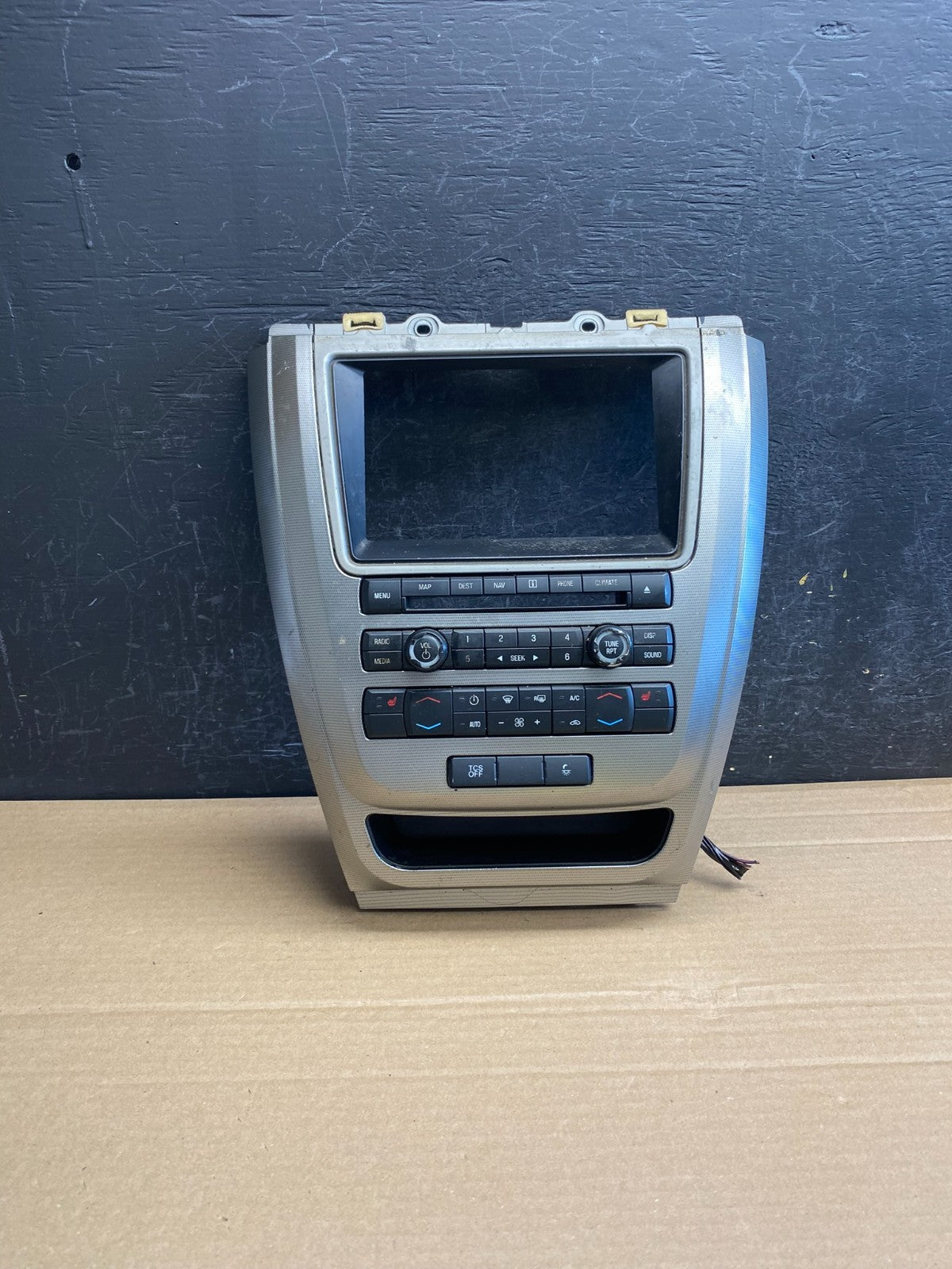 2010 to 2012 Ford Fusion Radio Climate Control A/C Control AF6562 DG0