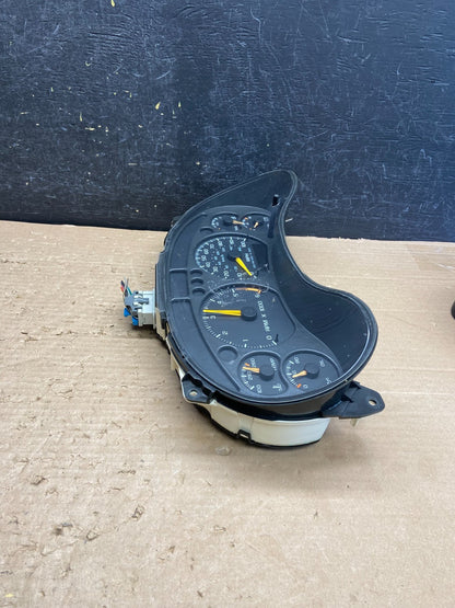 2001 to 2004 Chevrolet S10 Blazer Speedometer Instrument Gauge Cluster AG8622 DG1