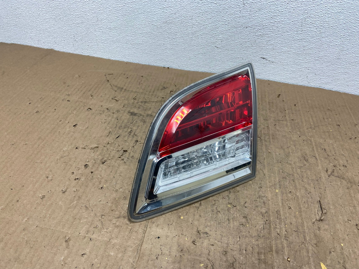 2007 2008 2009 Mazda Cx-9 Right Passenger Rh Side Inner Tail Light Oem AC0069 Lk2