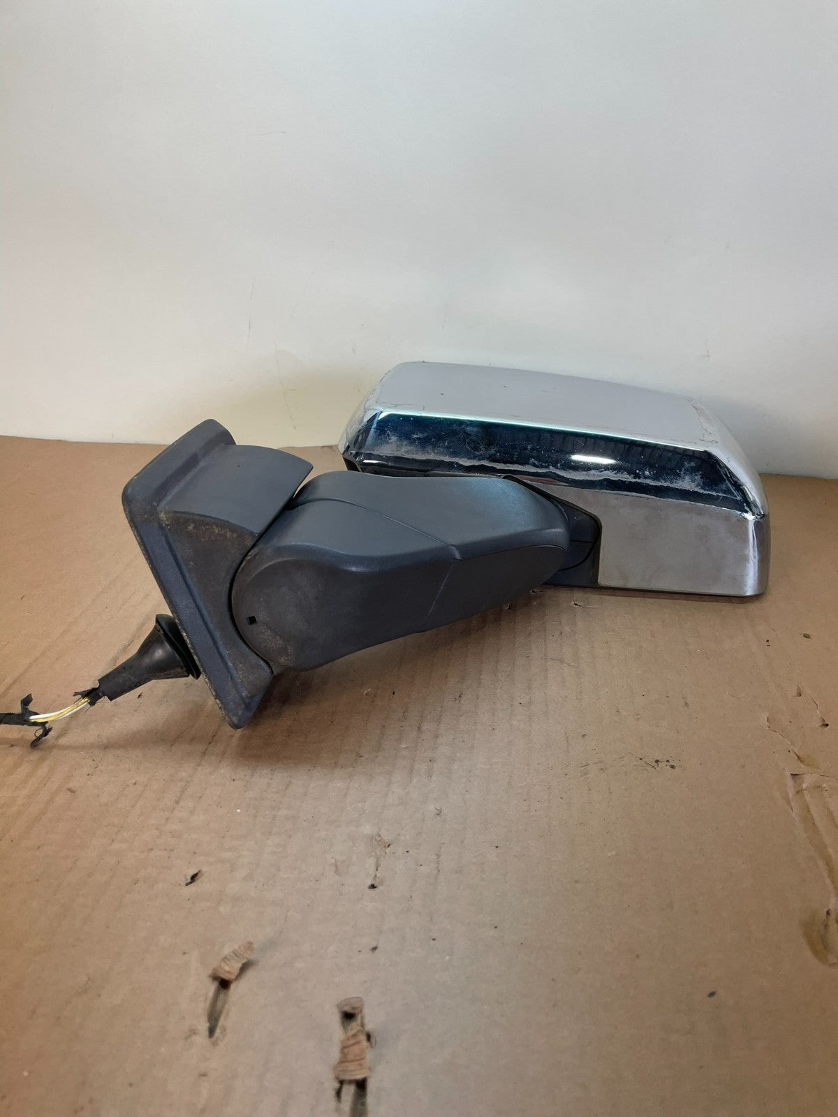 2006 to 2010 Hummer H3 Front Left Driver LH View Door Mirror AG7759 DW3