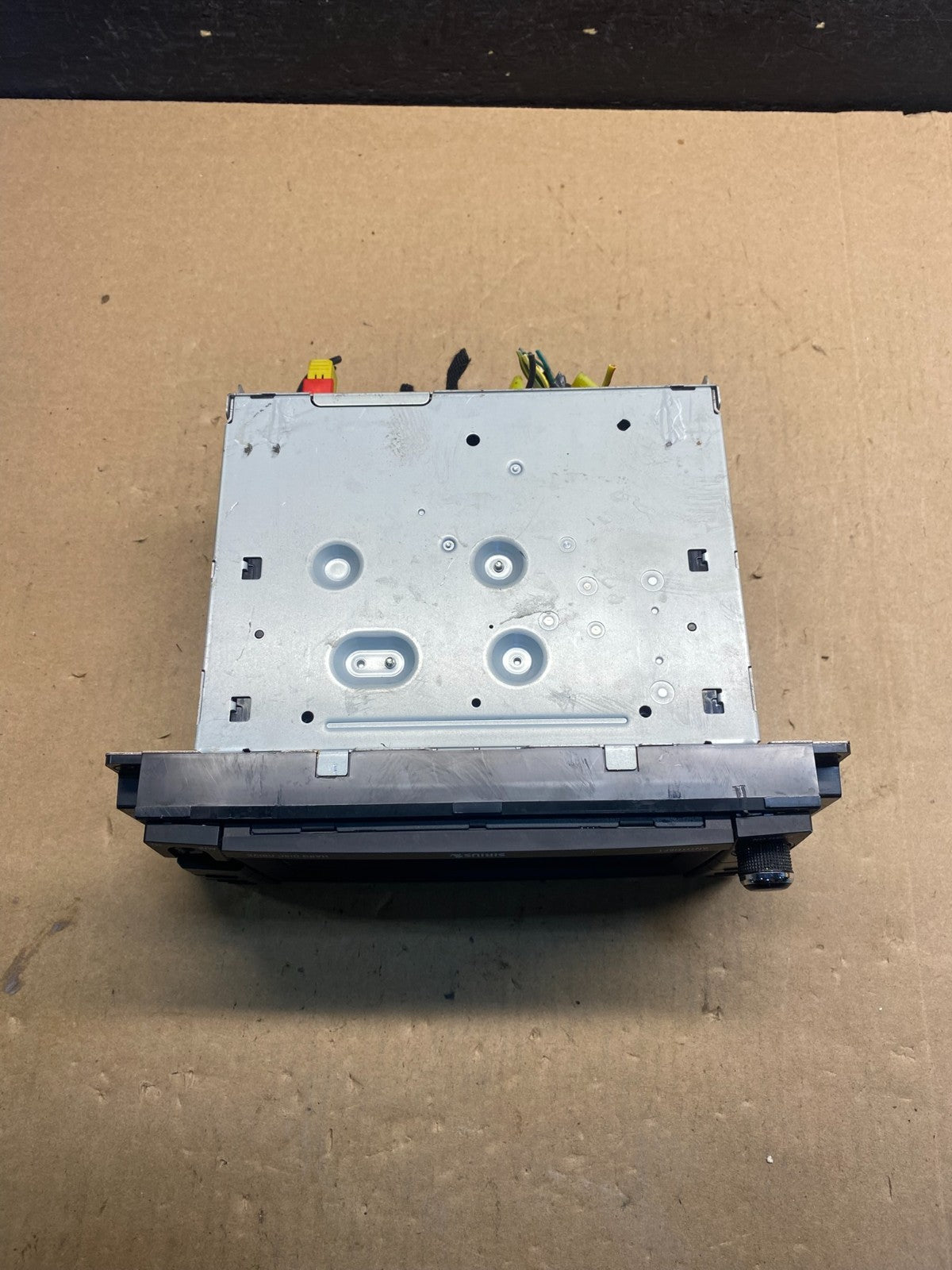 2011-2016 Chrysler Town Country Screen Display Player Satelite Radio AE7448 DW4