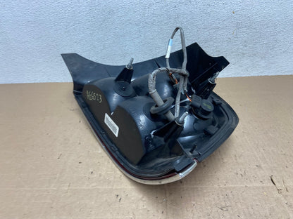 1998-2003 Ford Crown Victoria Left Driver Lh Side Tail Light AE6523 LK6