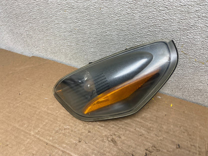 2002-2005 Pontiac Aztek Left Driver LH Side Park Upper Turn Signal z3640 DG1