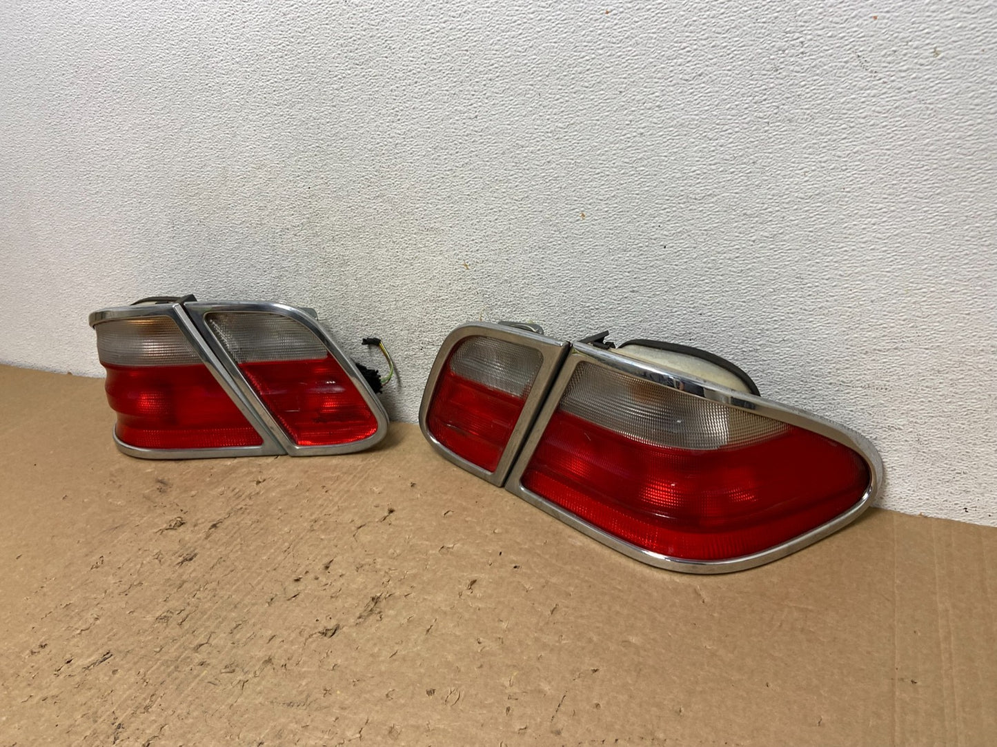 2000-2002 Mercedes-Benz E-CLASS E430 Left+Right Side Tail Lights AF82431