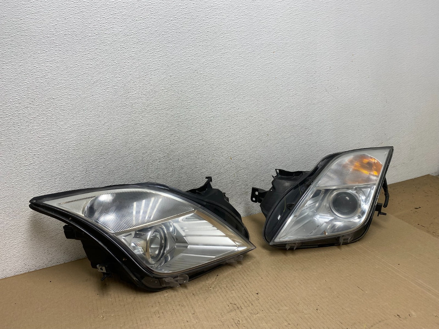 2010 to 2011 Mercury Milan Headlight Left+Right Headlights Halogen AF5851 DW2