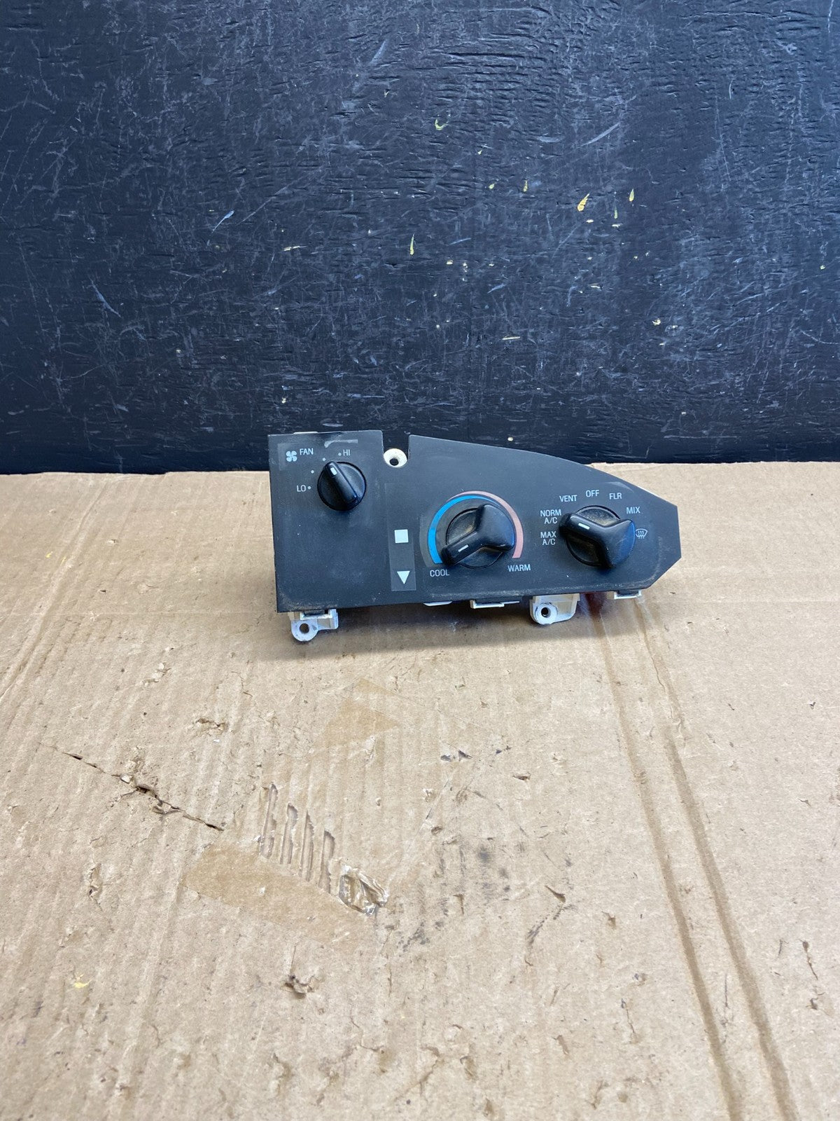 1997-2014 Ford Van Econoline E150 E250 Heater Climate Fan Control AE1866 DG0