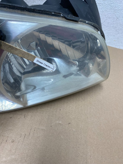 2005 - 2006 Mazda Tribute Right Passenger Rh Headlight AE7224 DW3
