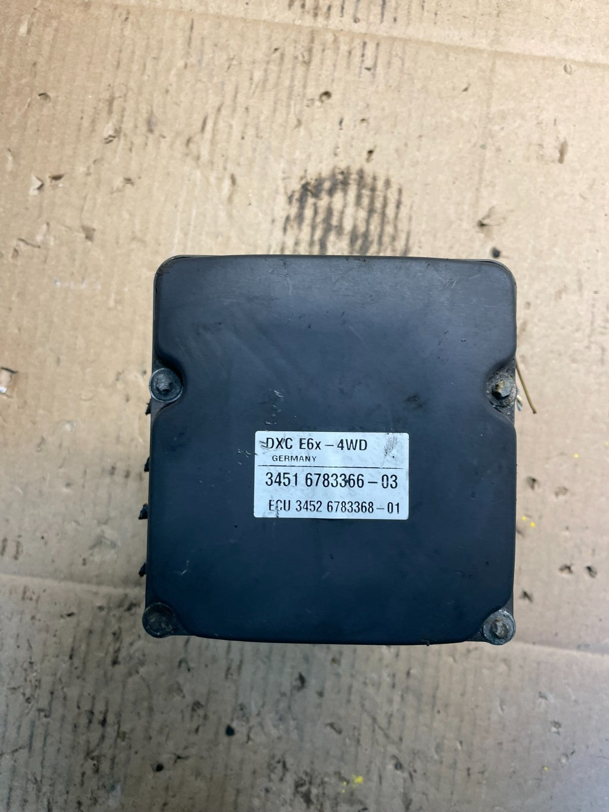 2008 to 2010 BMW 5-Series ABS Anti-Lock Brake Pump 3451 6774679-01 u2193 DG4
